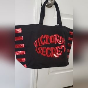 Victoria's Secret (NWT) Black Tote with Red Sequin Lips
